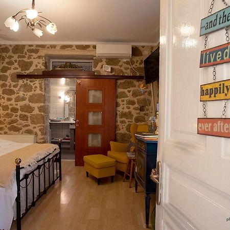 Stone Suite In The Center Of Corinth Zewnętrze zdjęcie